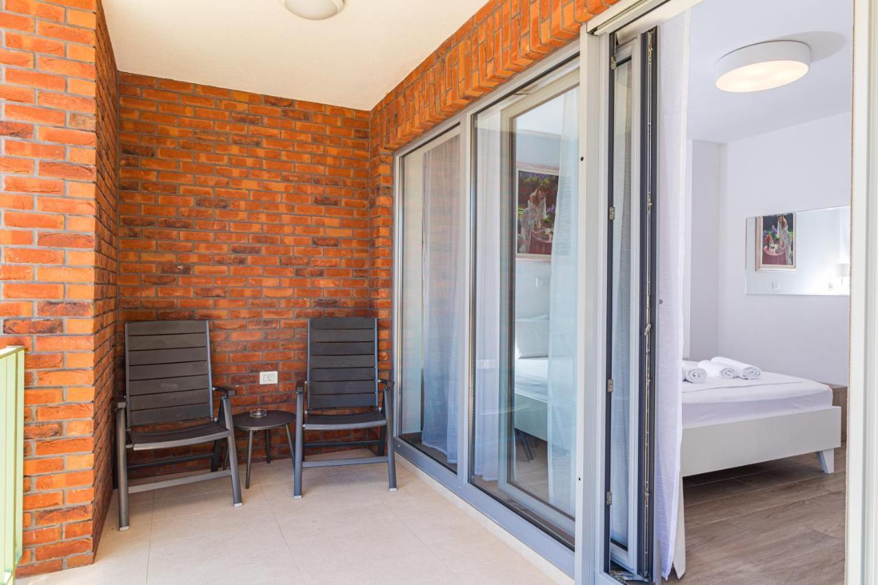 Apartments Anna Ližnjan Zewnętrze zdjęcie
